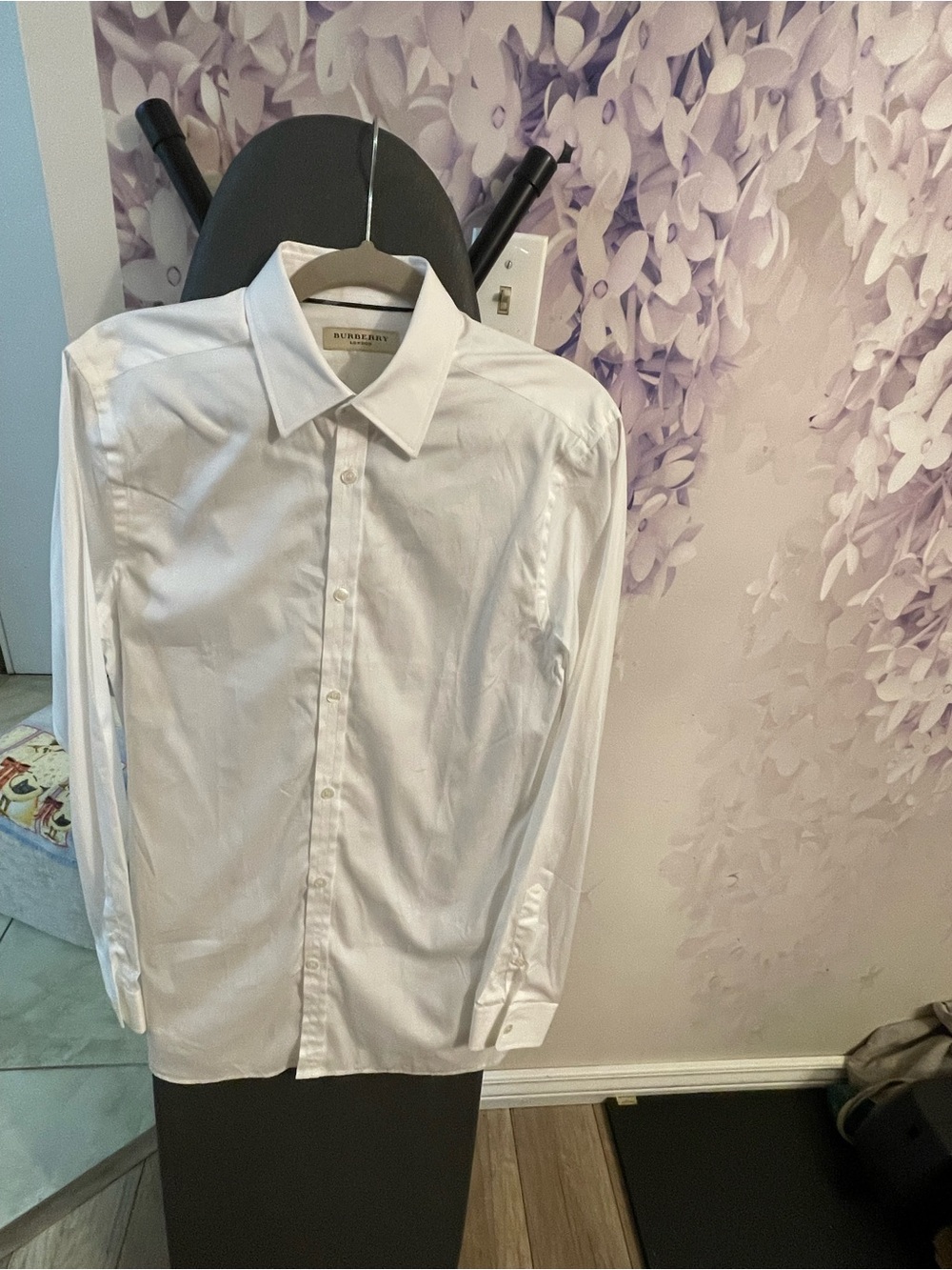 Burberry White Men's Dress Shirt - Classic Point Collar neck size 15